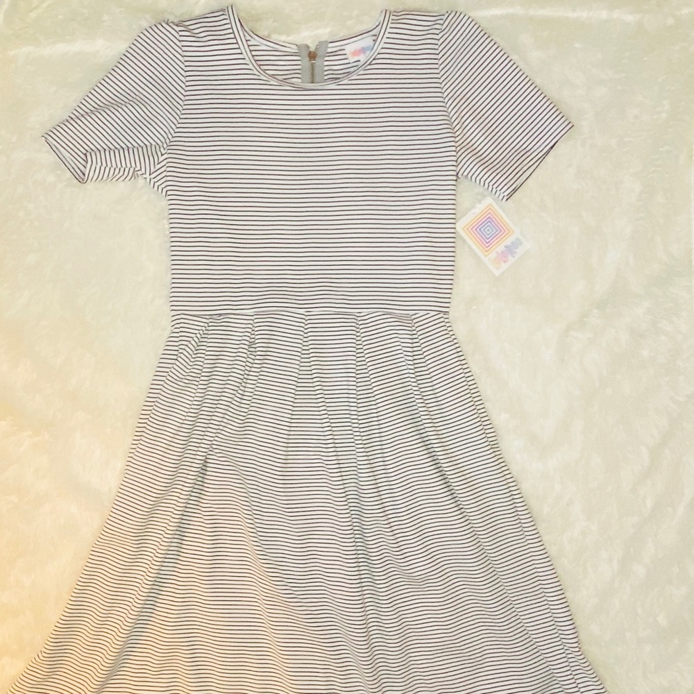 NWT White w/ Black Stripes Amelia Dress